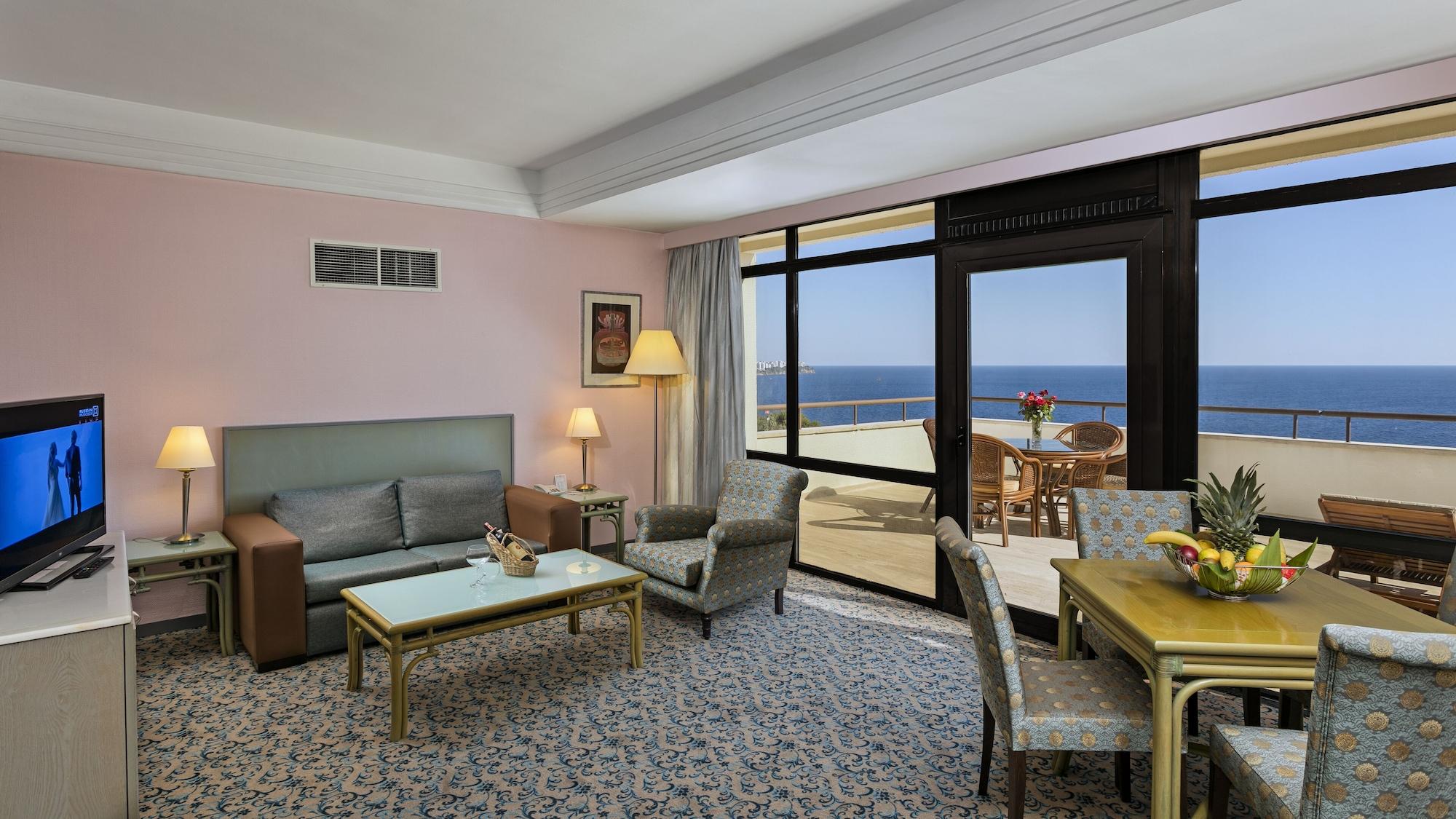 Oezkaymak Falez Hotel Antália
