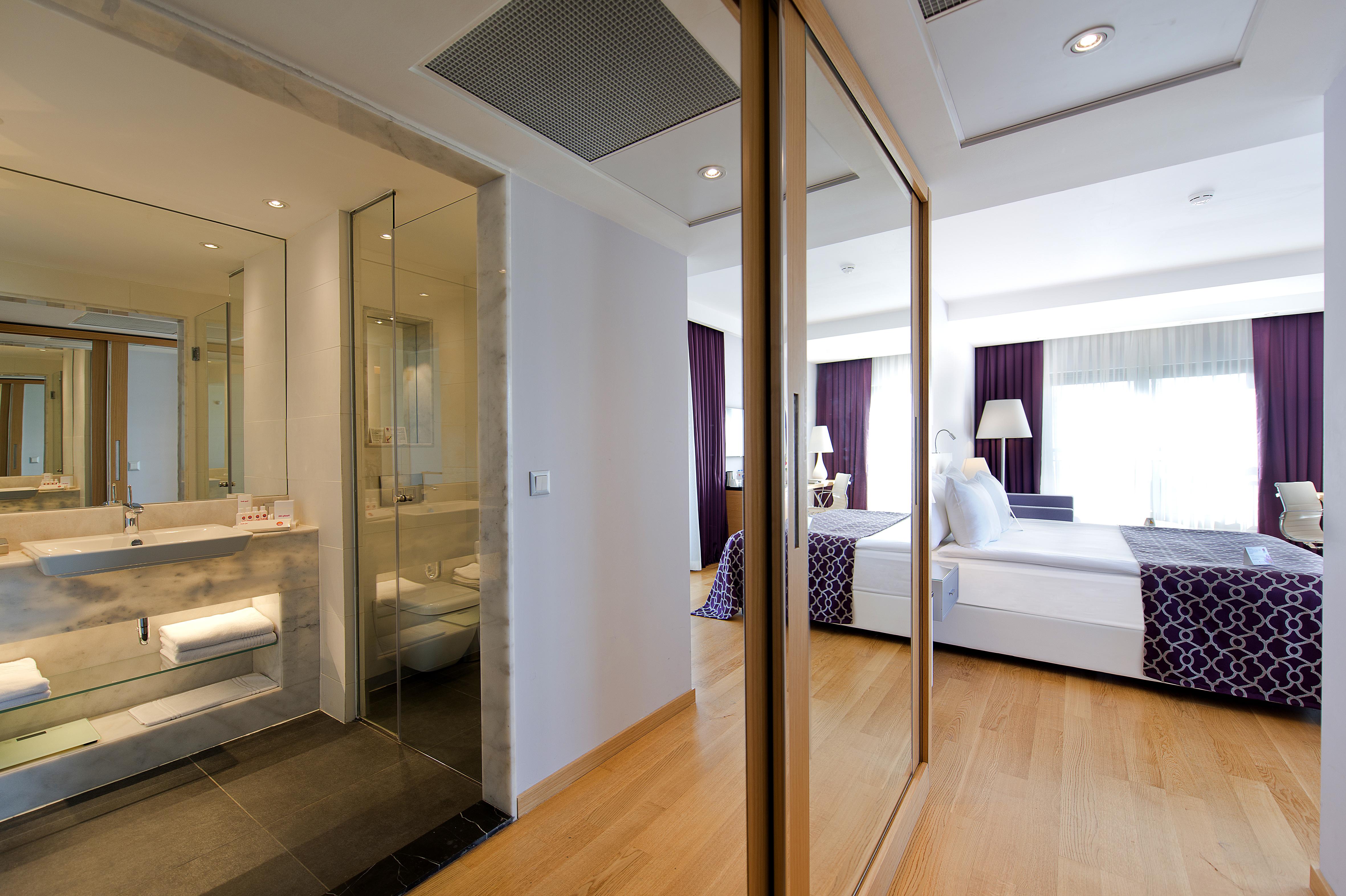 Akra V - Access To Akra Antalya Hotel 4*