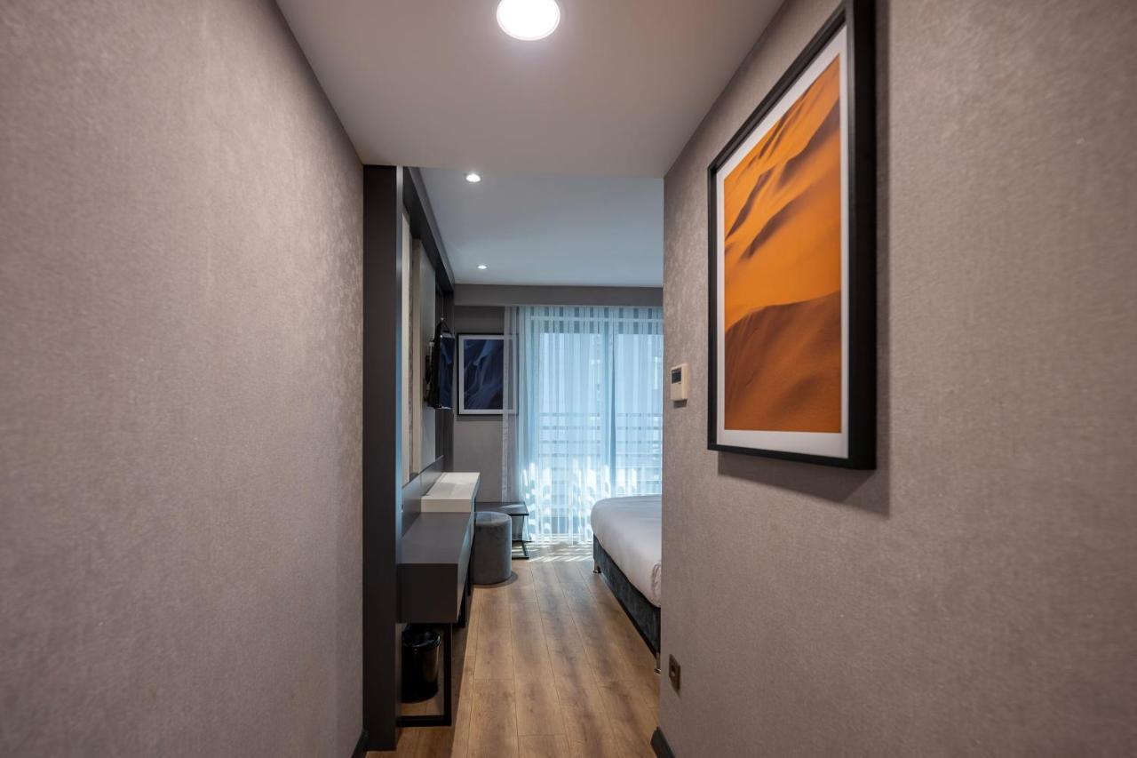 Four Points Flex By Sheraton Lara Otel 4*