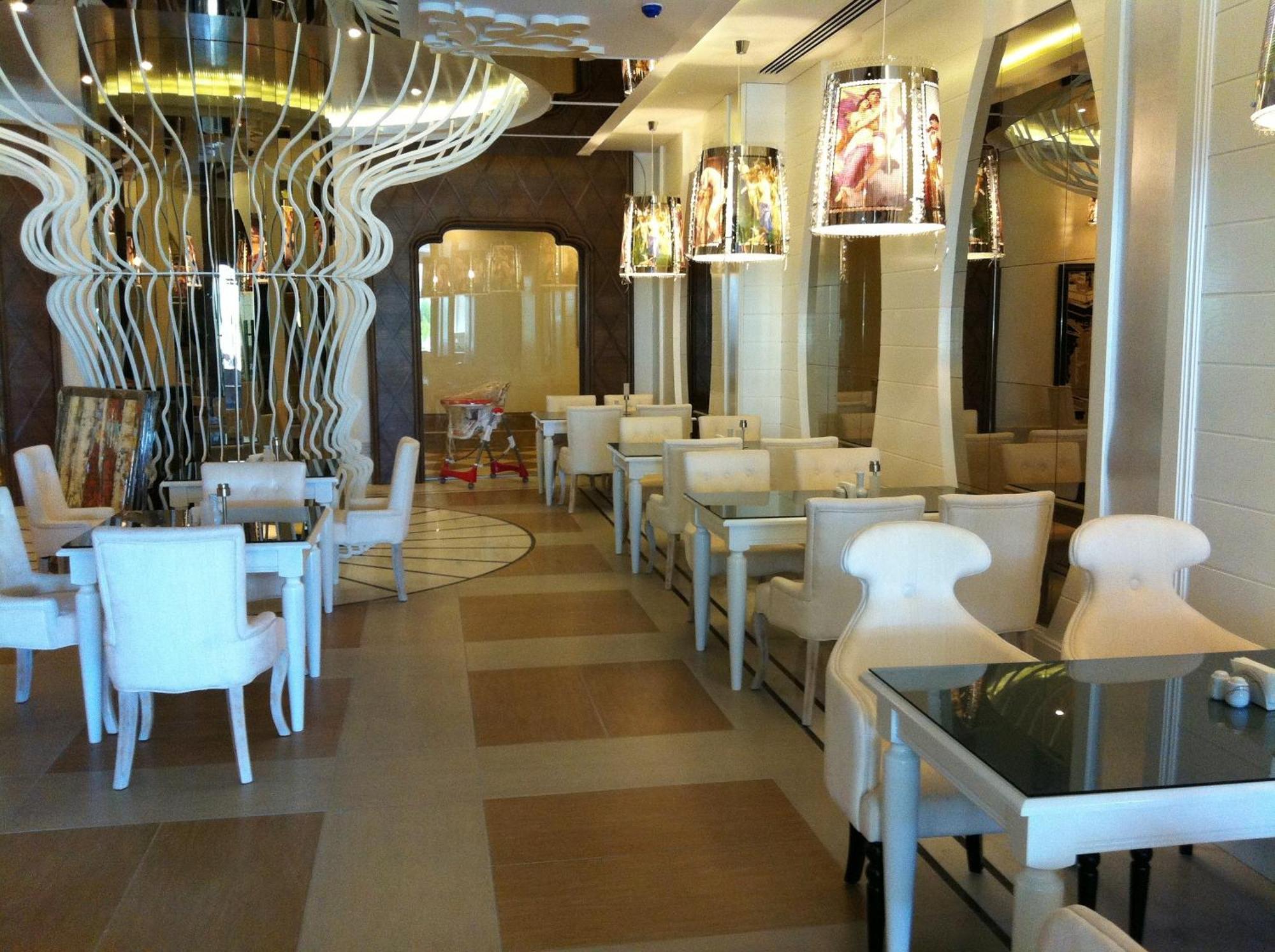 Delphin Imperial Lara Antália