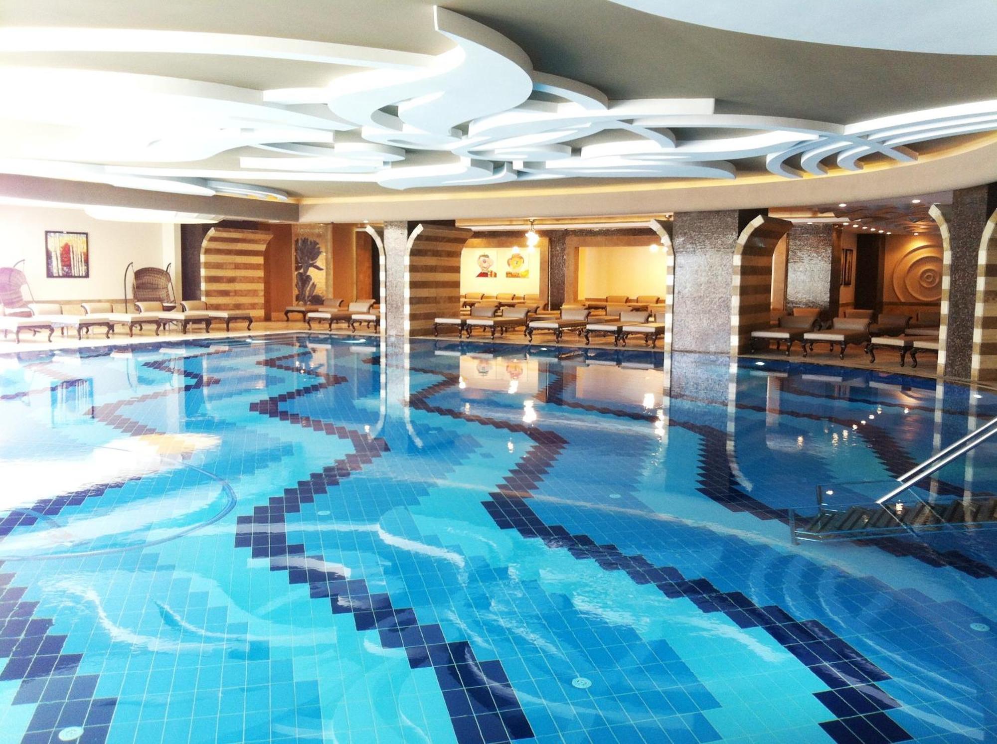 Delphin Imperial Lara Antália