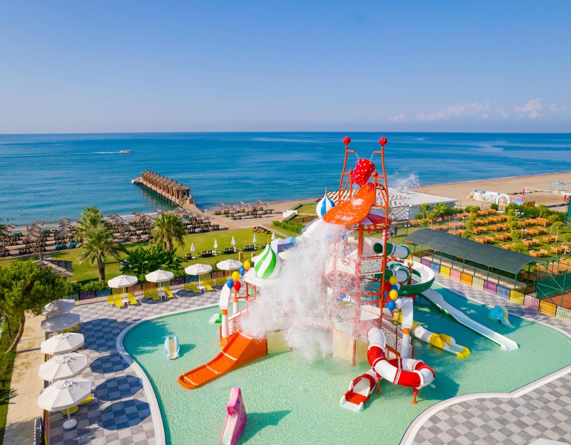 Resort Kremlin Palace Antália