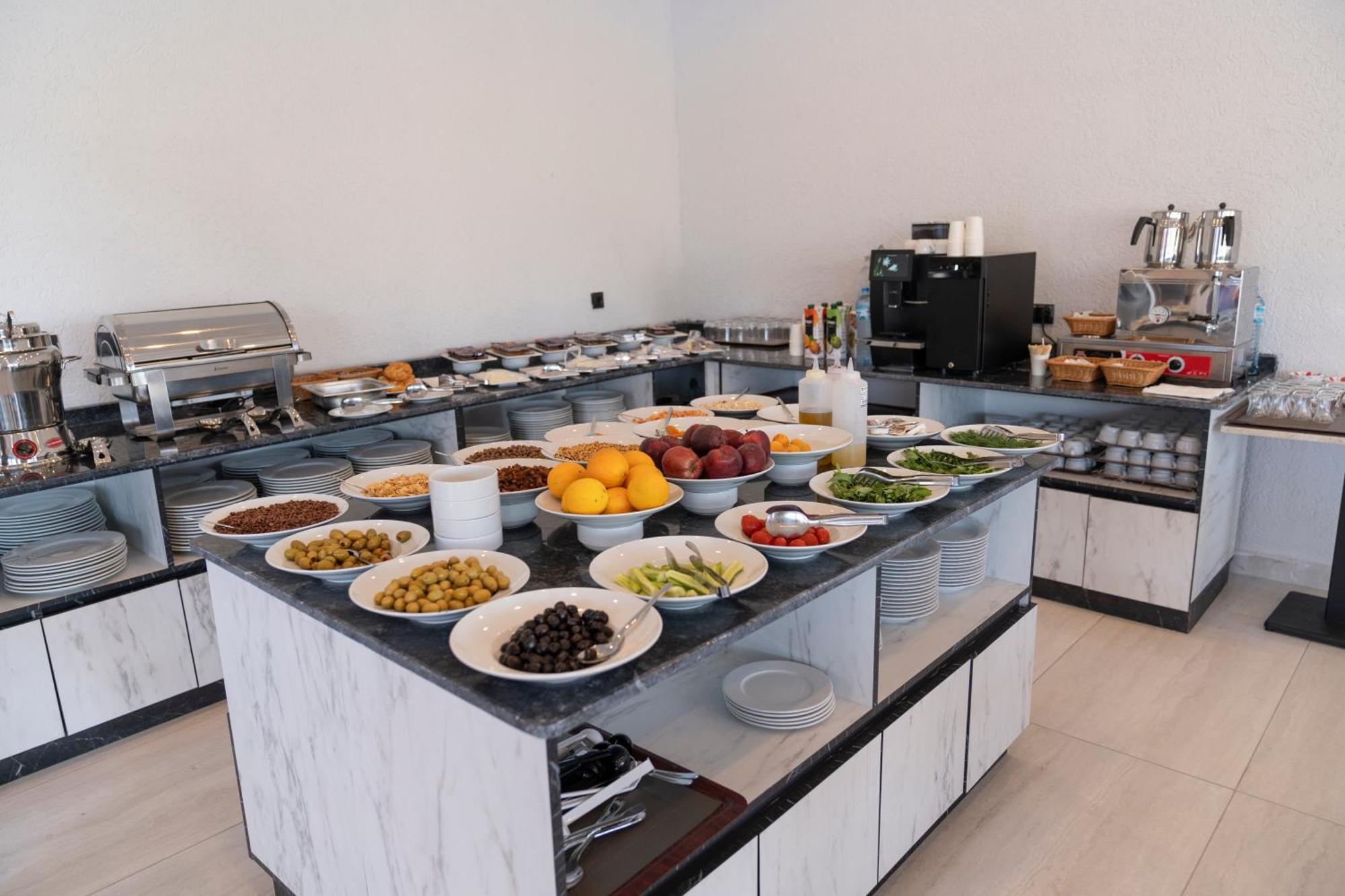 Aparthotel Laristone *