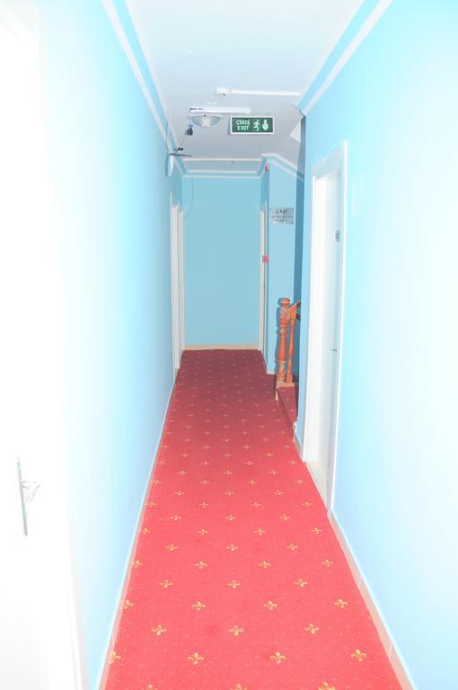 Volkii Otel1 2*