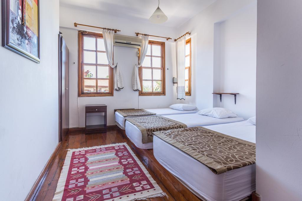 Hotel Mavi & Ani 3*