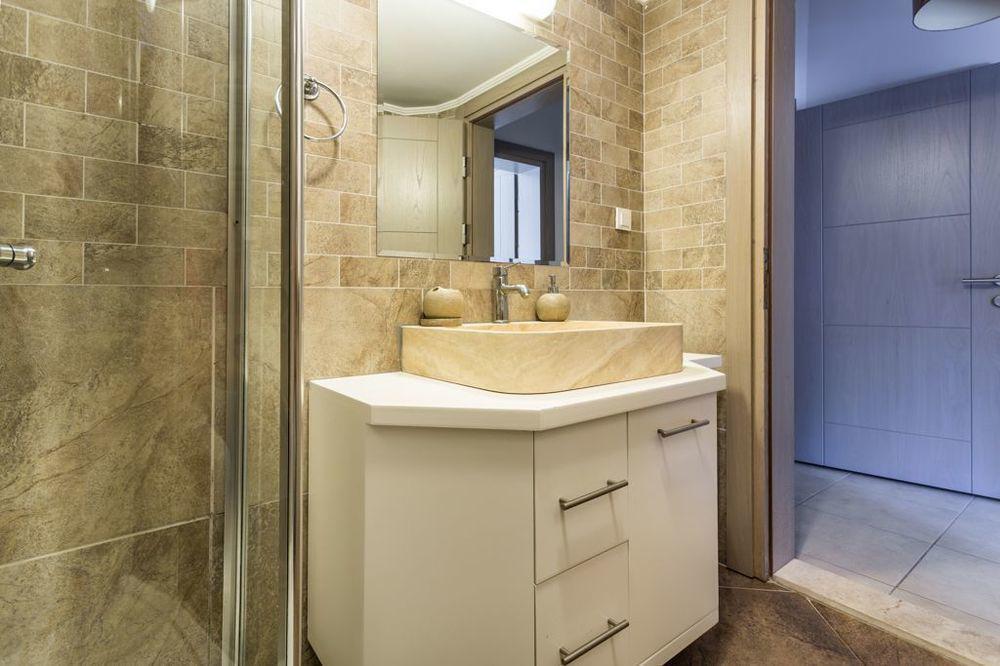 Aparthotel Ani 3*