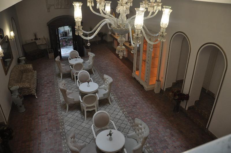 Adalya Port Otel 4*