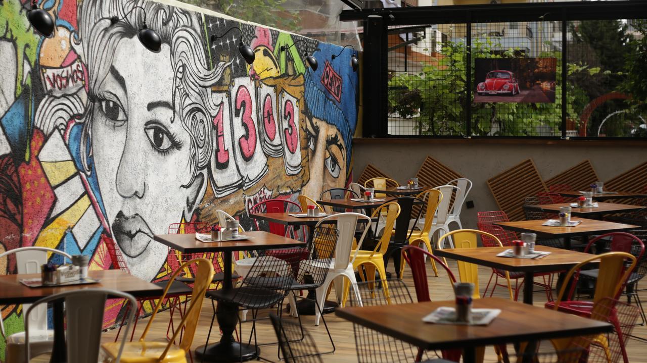 Otel Voswos Garage Coffee Antalya