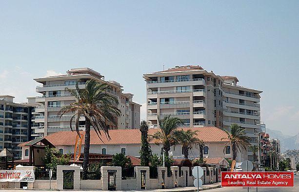 Konyaalti Beach Apartamento *