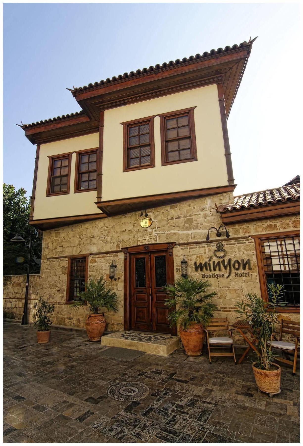 Minyon Antália