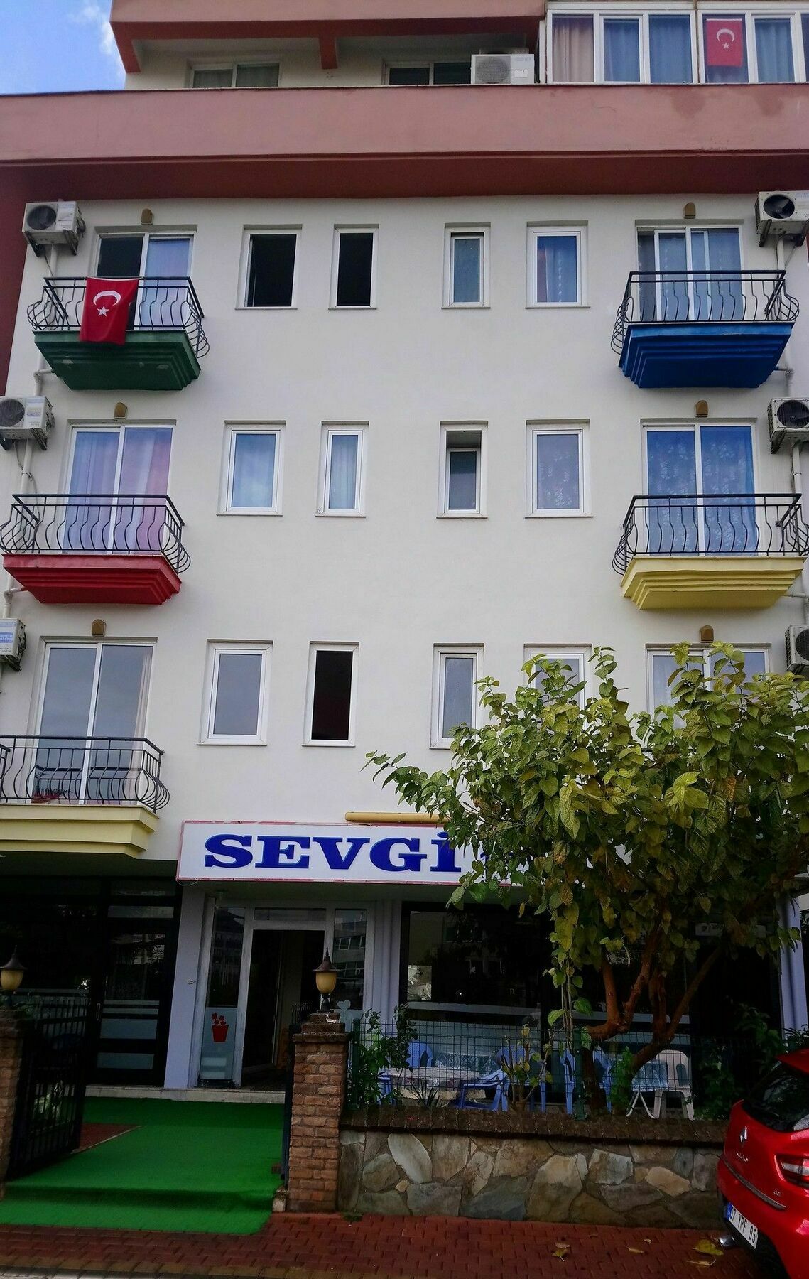 White Cat Sevgi Antalya