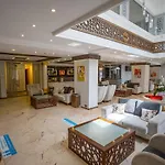 Mevre Hotel