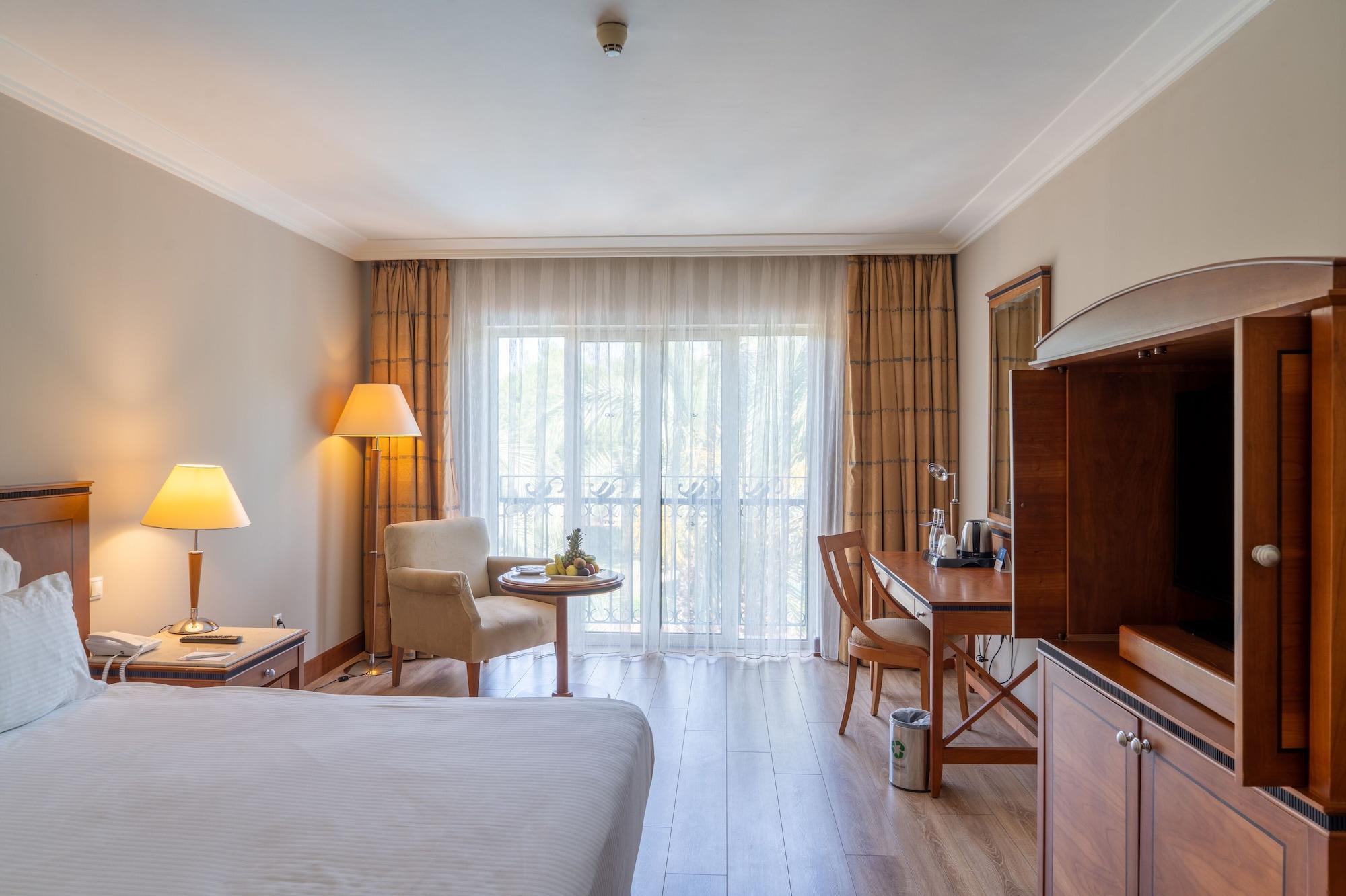 Otel Ic Airport 4*