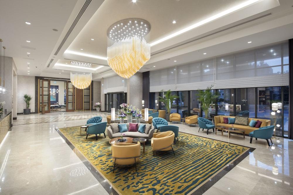 Doubletree By Hilton Centre Antália