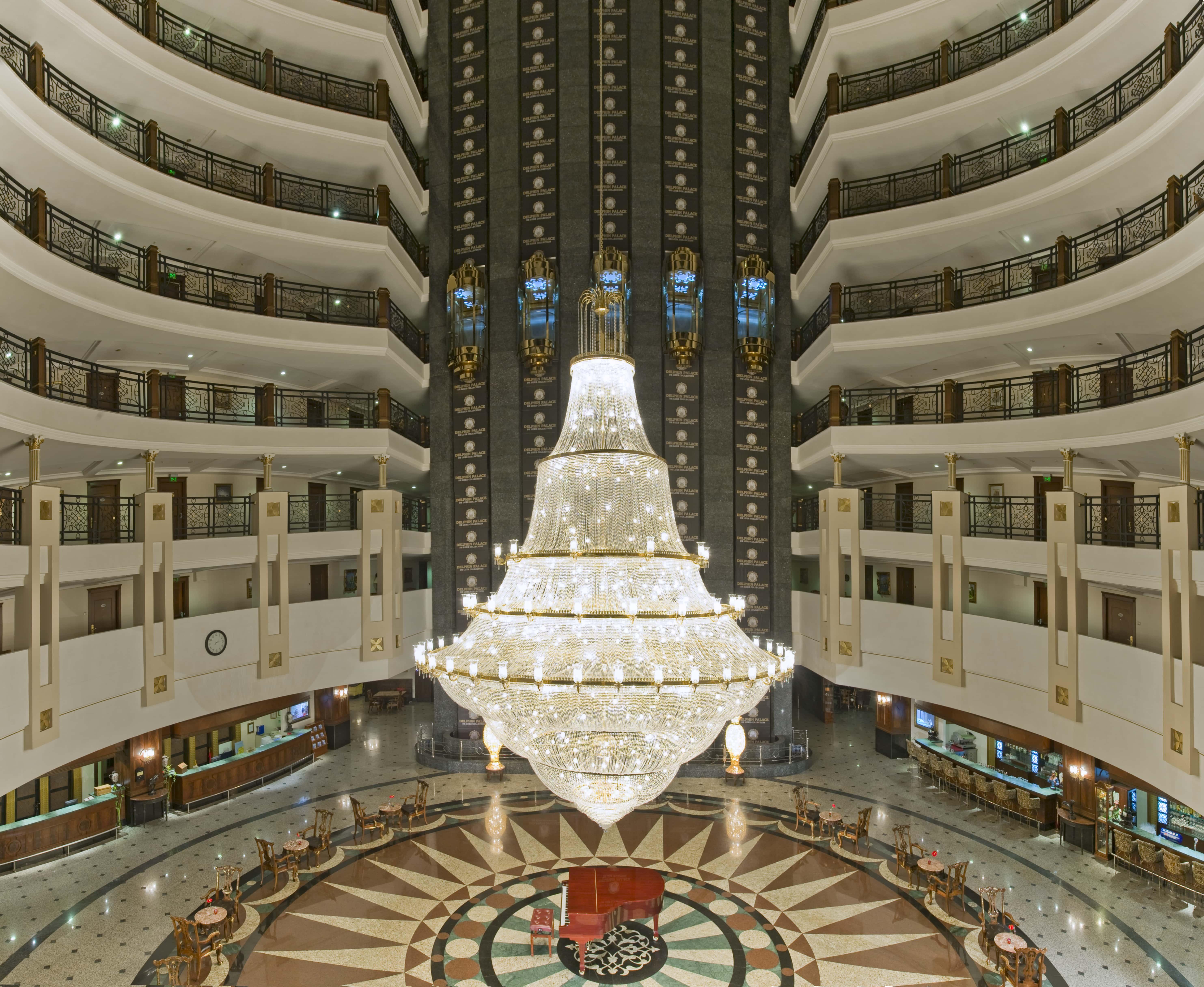 Delphin Palace Antália