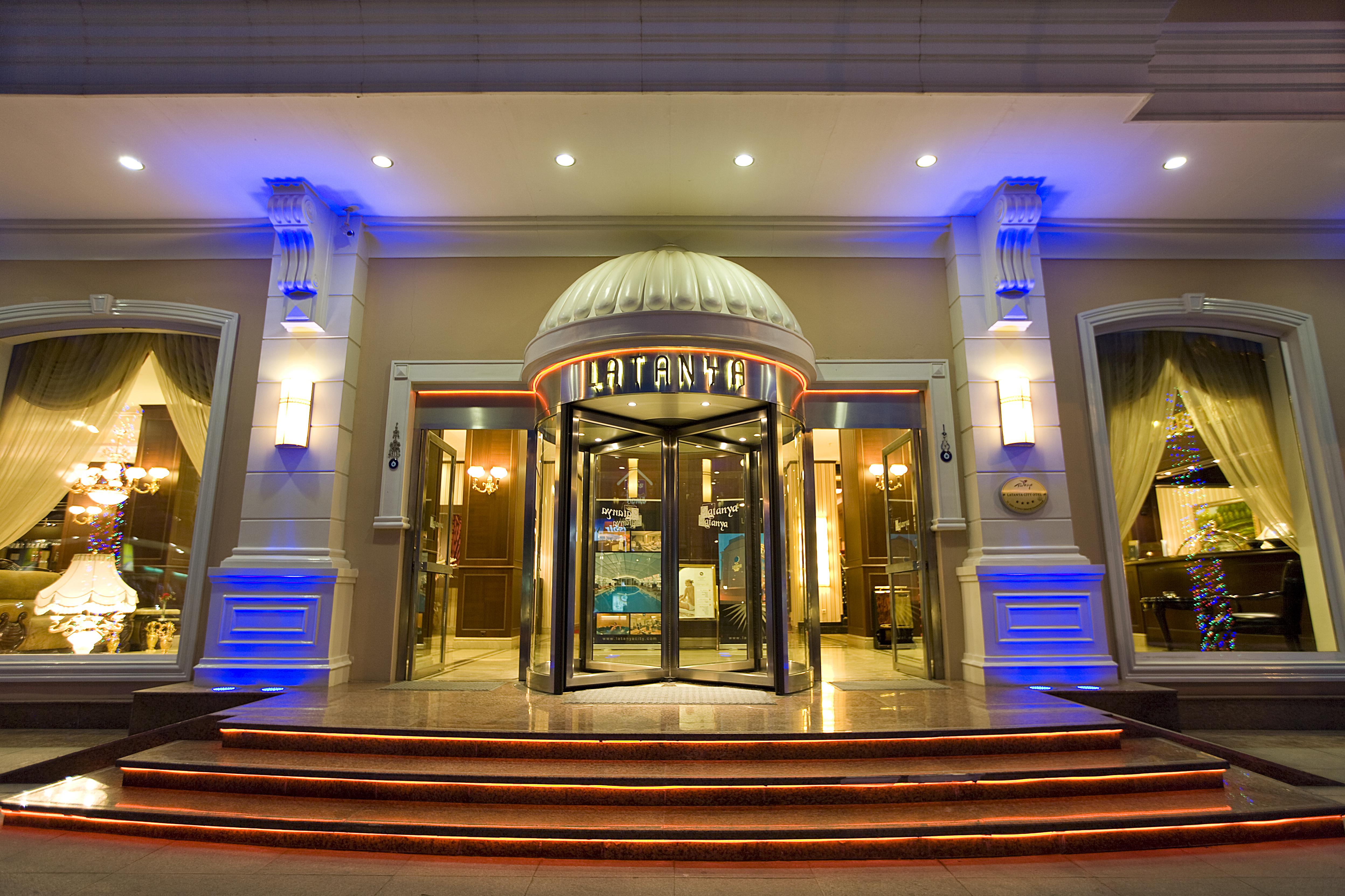 Otel Latanya Palm 4*