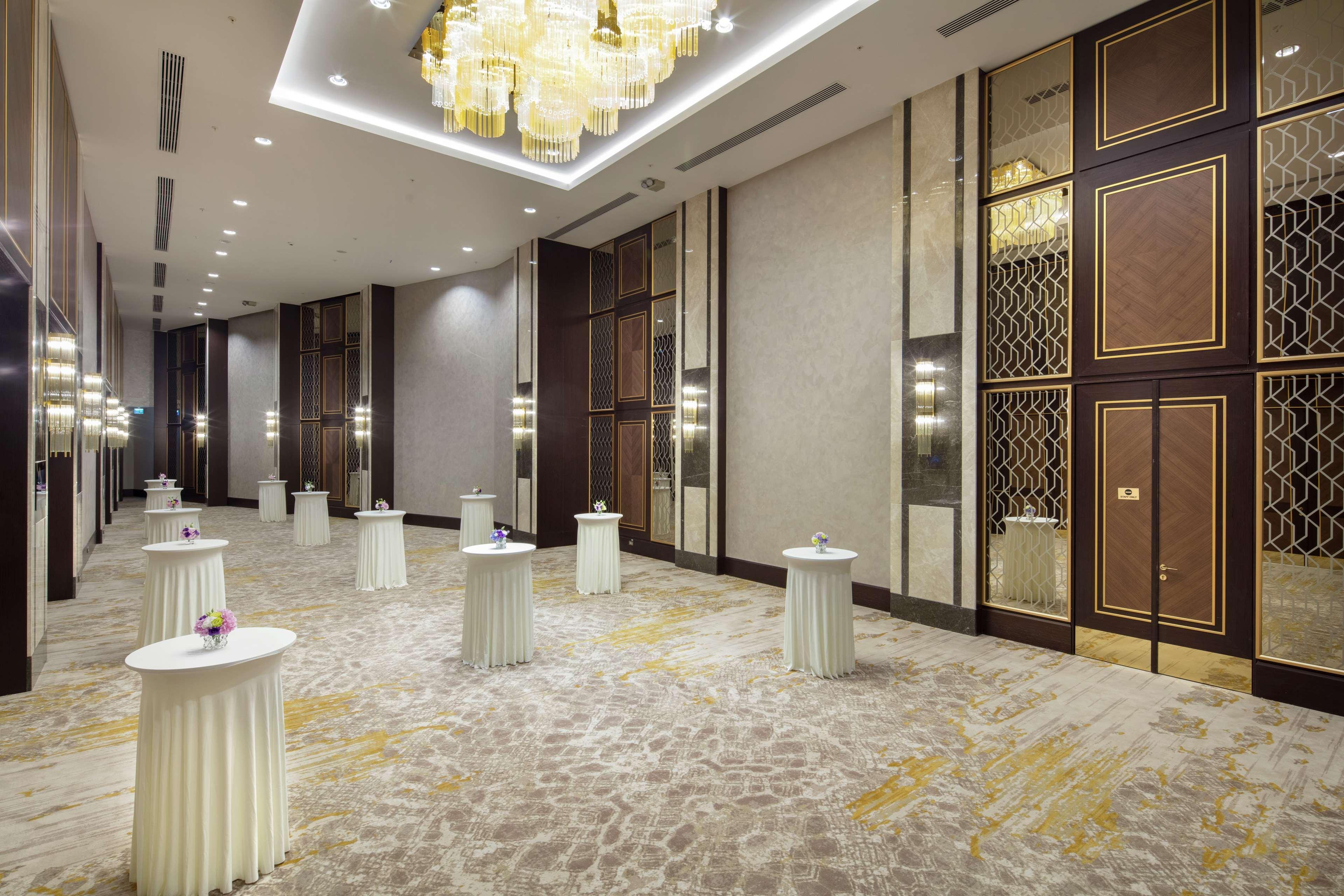 Doubletree By Hilton Centre Antália