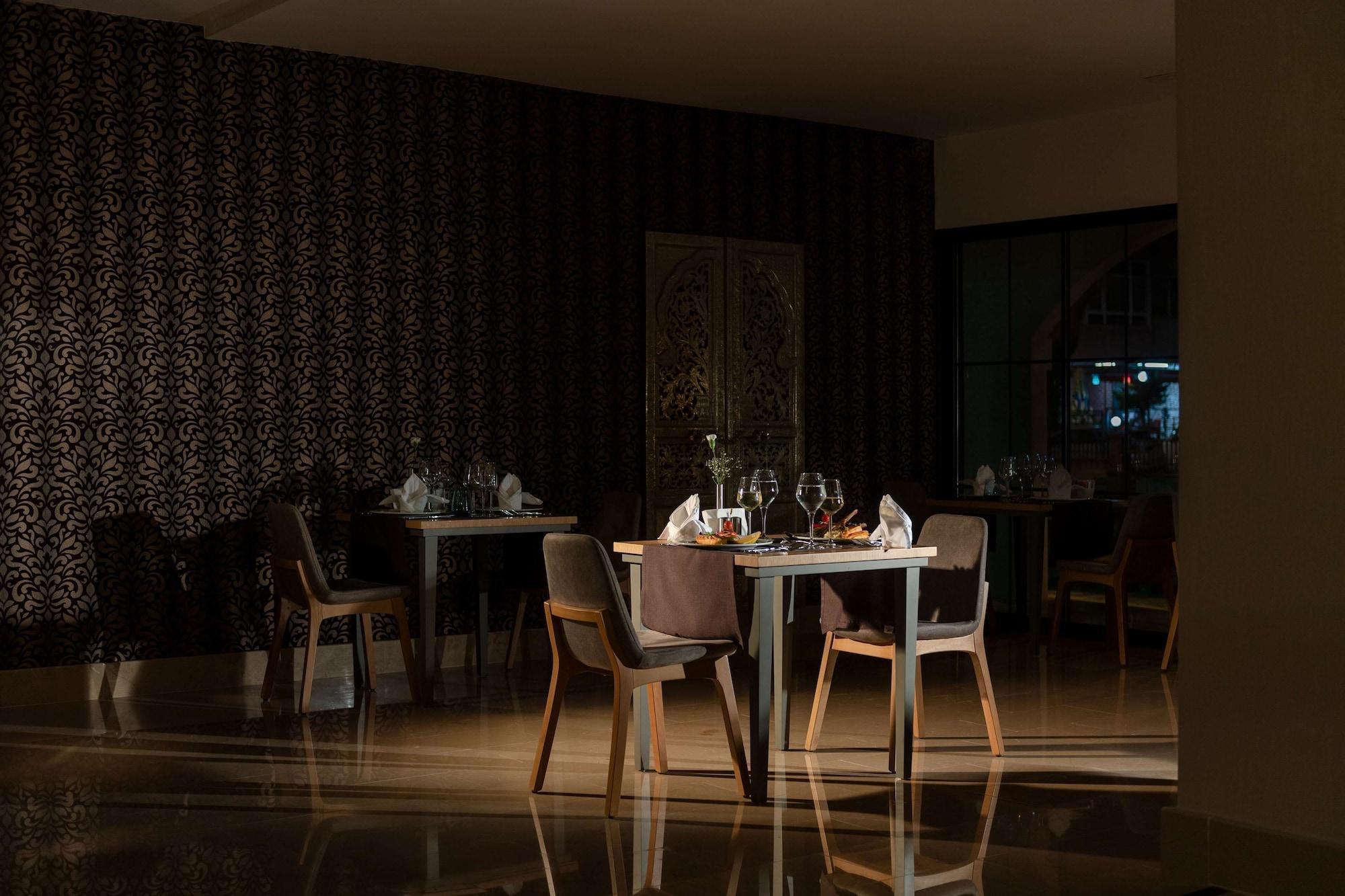 Sealife Lounge - Adult Only Otel