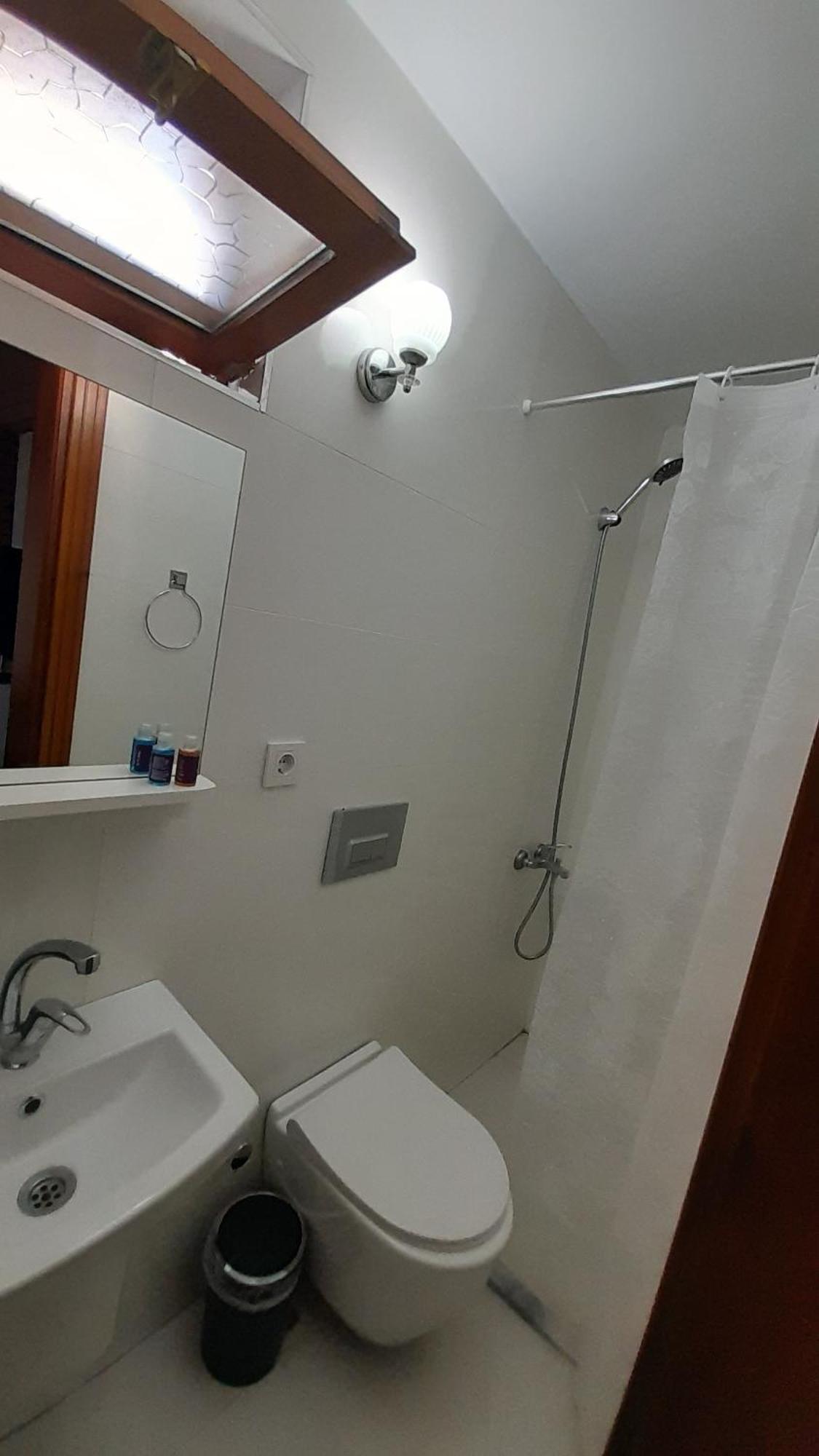 Aparthotel Bat *