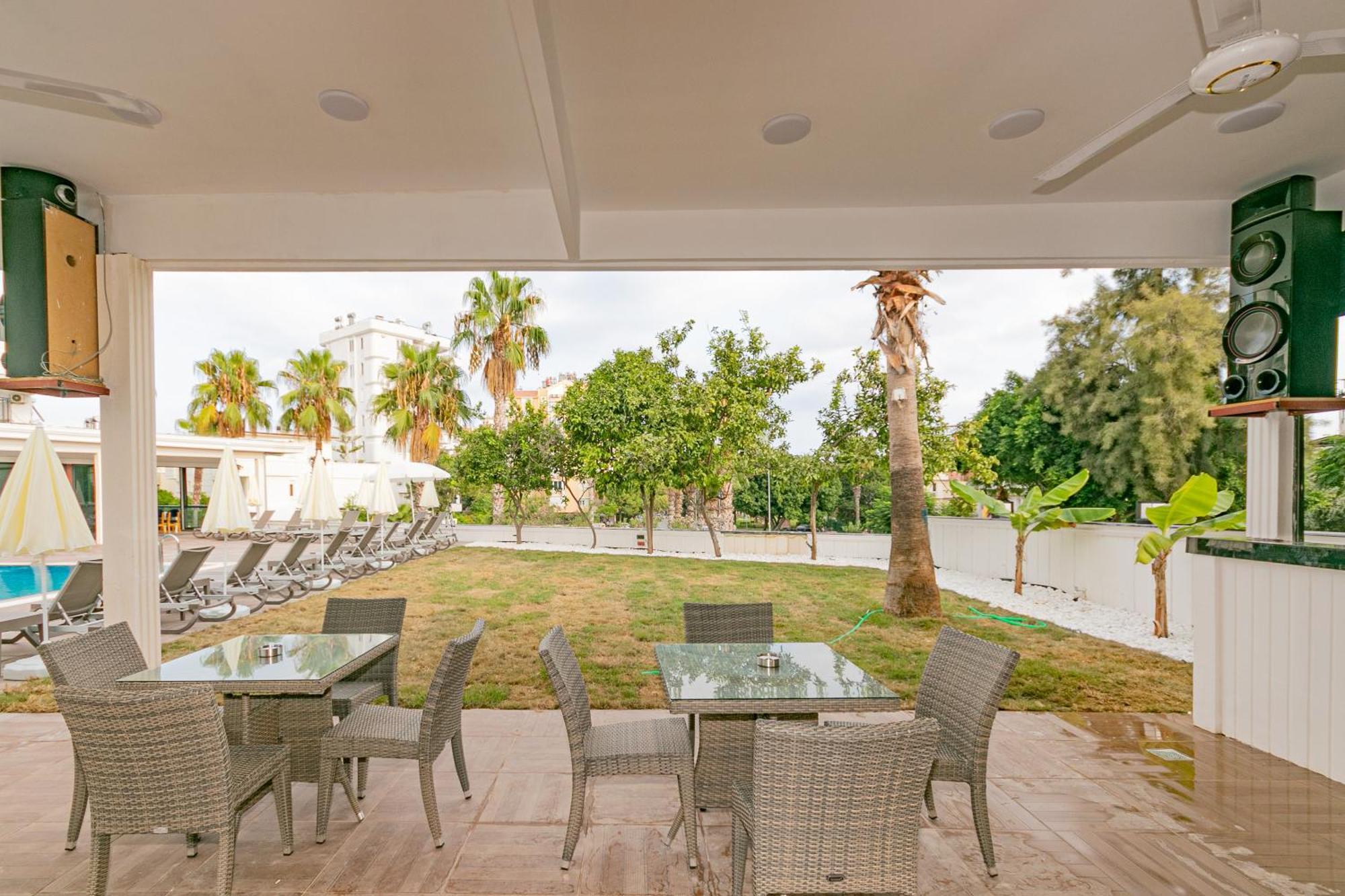 Lara World Otel Antalya