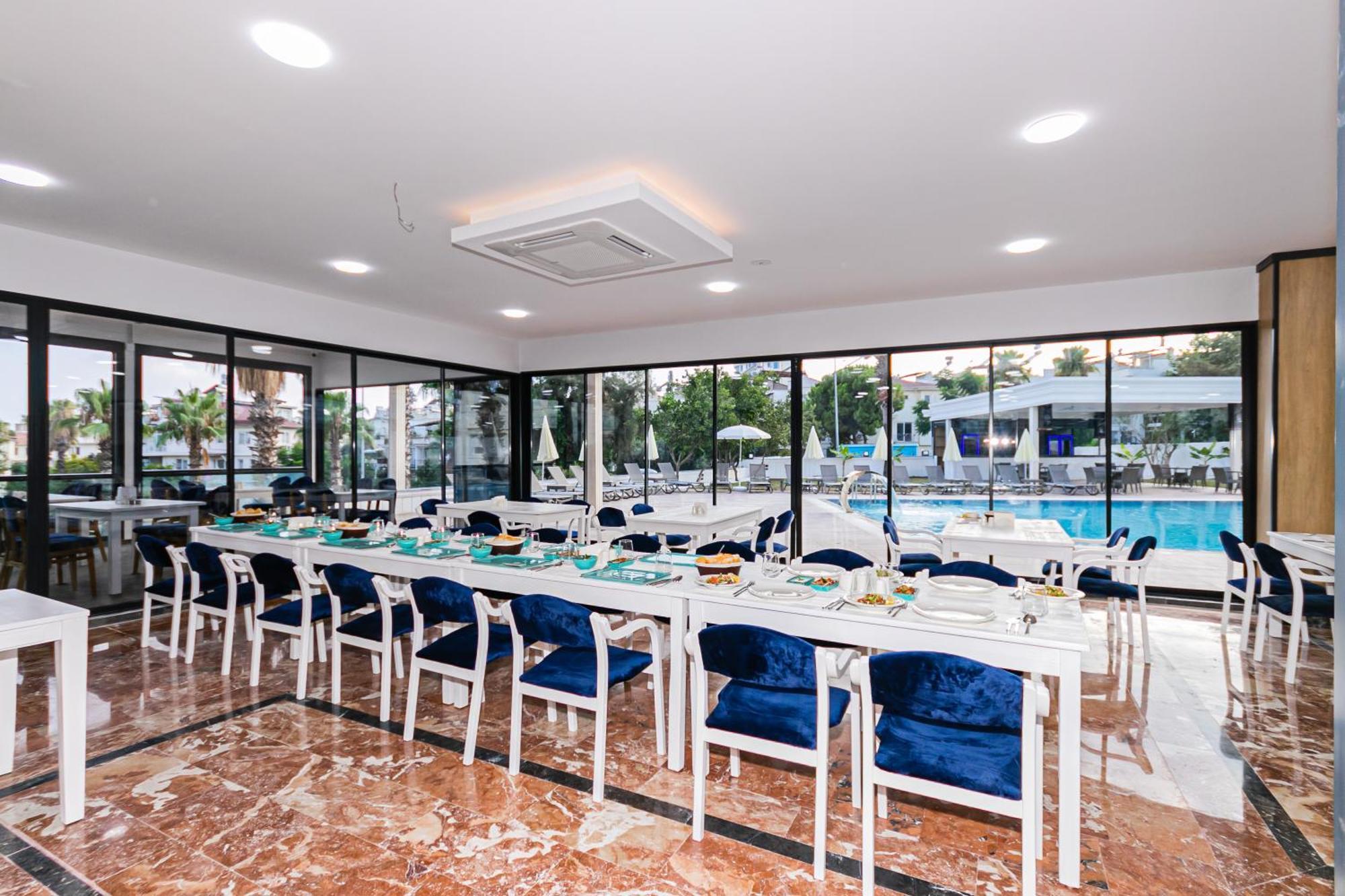Lara World Otel Antalya