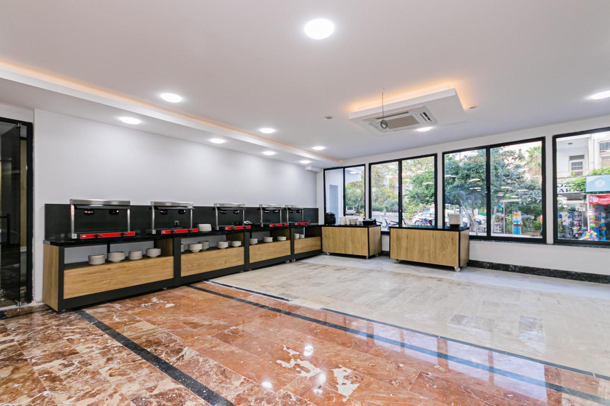 Lara World Otel Antalya