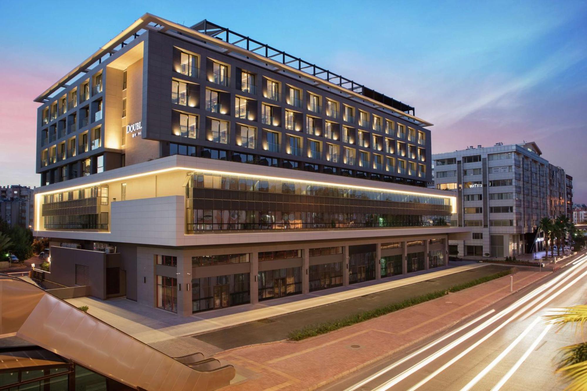 Doubletree By Hilton Centre Hotel Antália