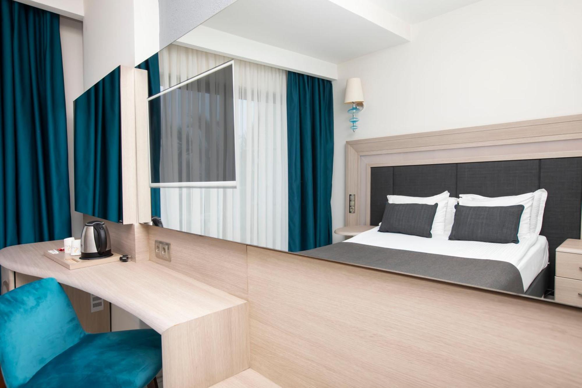 Falcon Otel 4*