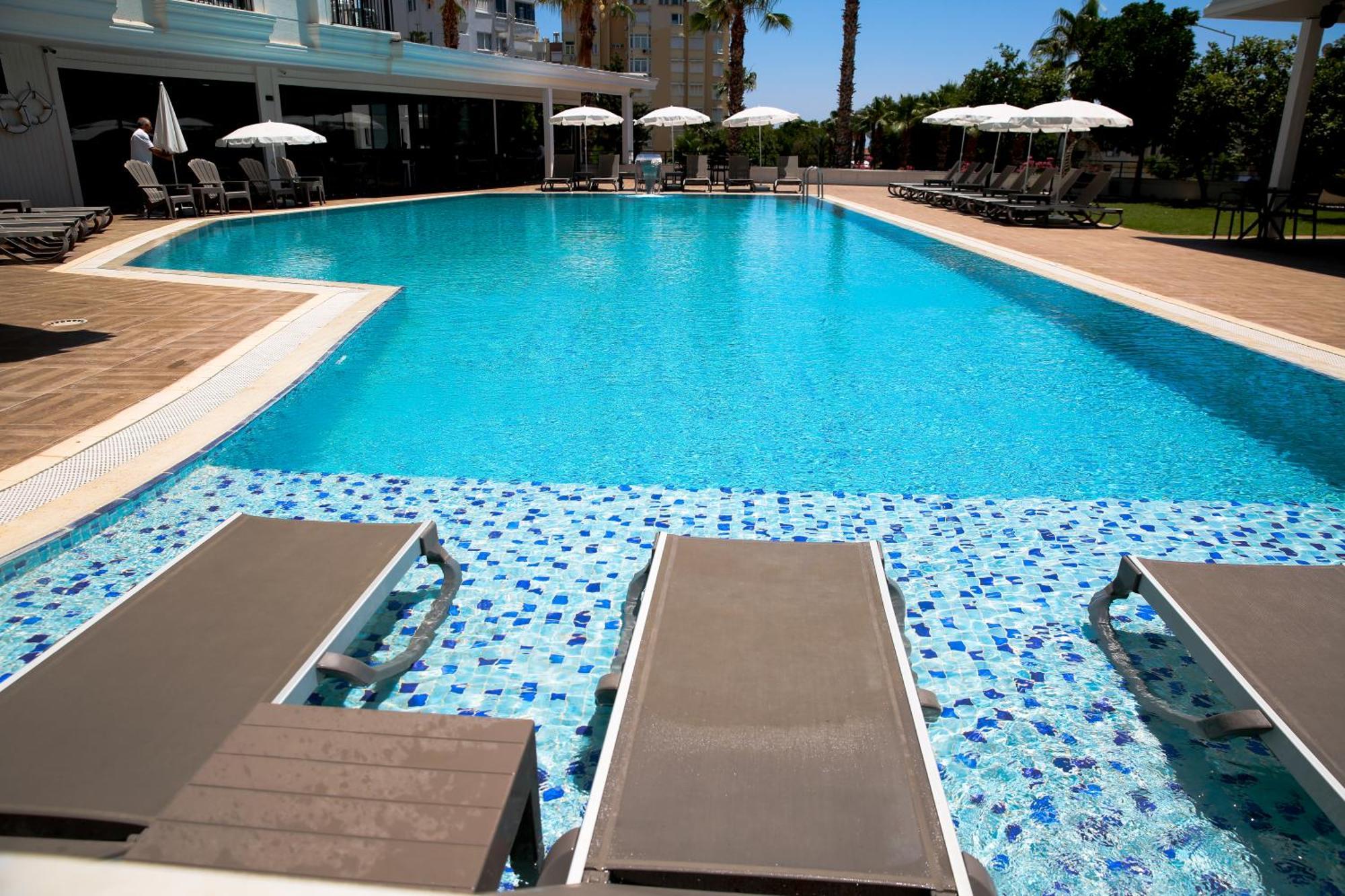 Otel Lara World Antalya