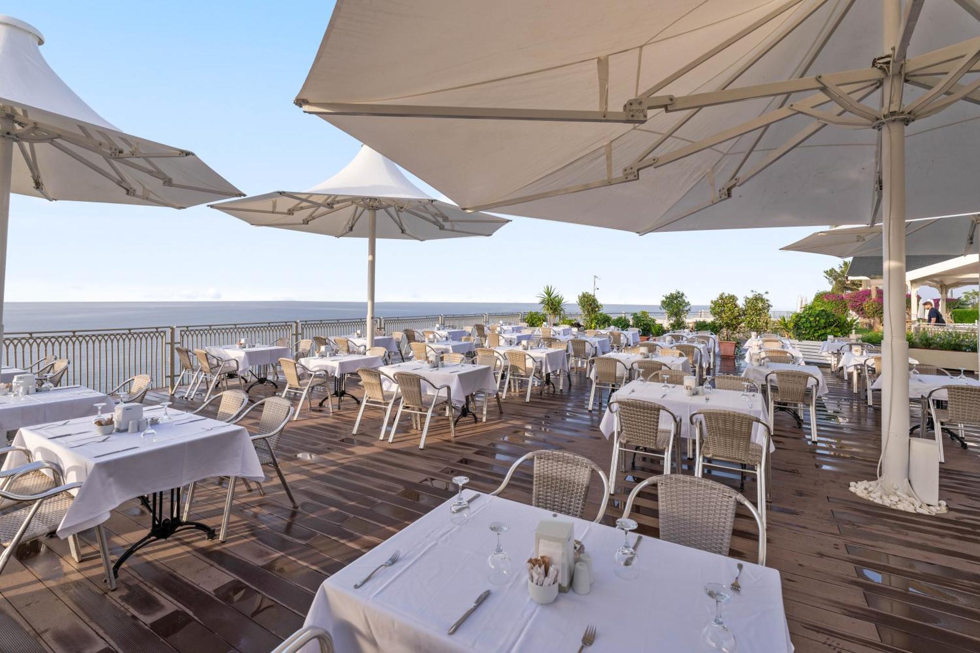 Falcon Otel 4*