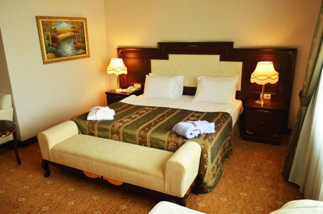 Latanya Palm Otel