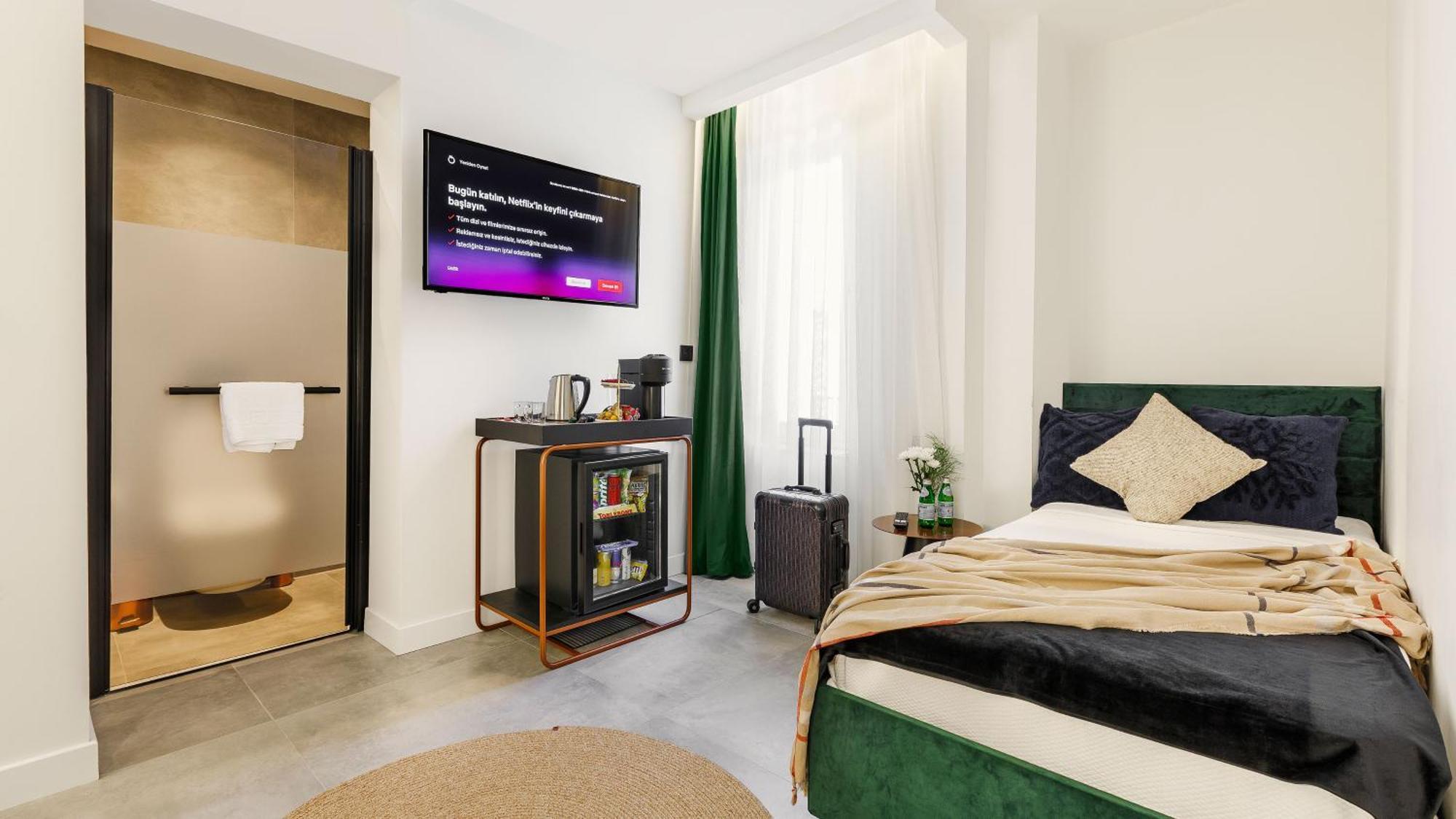Otel The One Living - Adult Only *