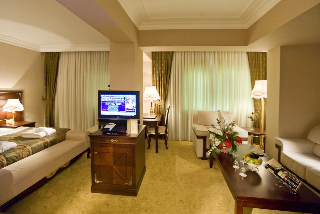 Otel Latanya Palm