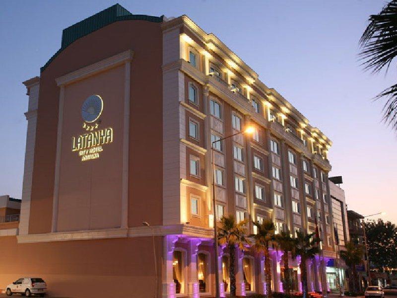 Otel Latanya Palm 4*