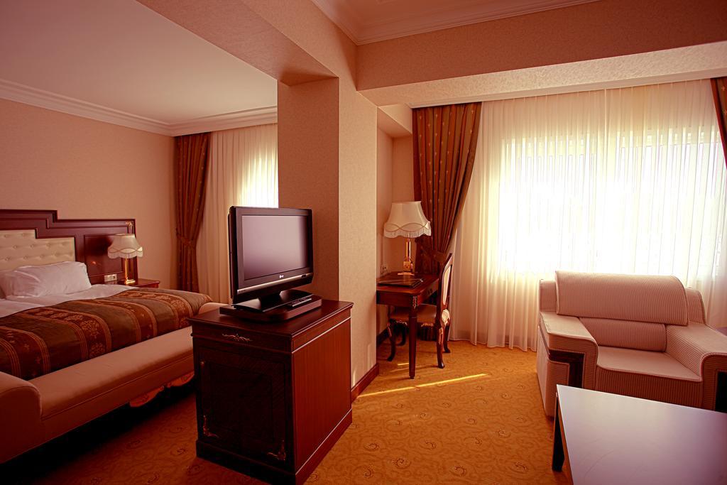 Otel Latanya Palm 4*