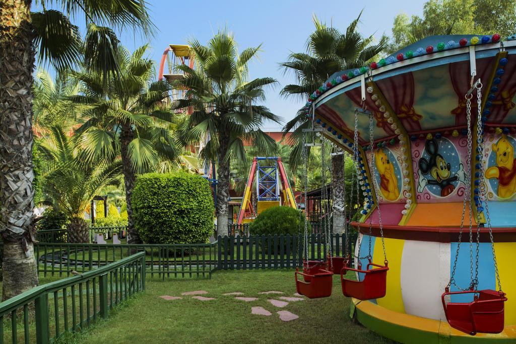 Delphin Palace 5* Antália