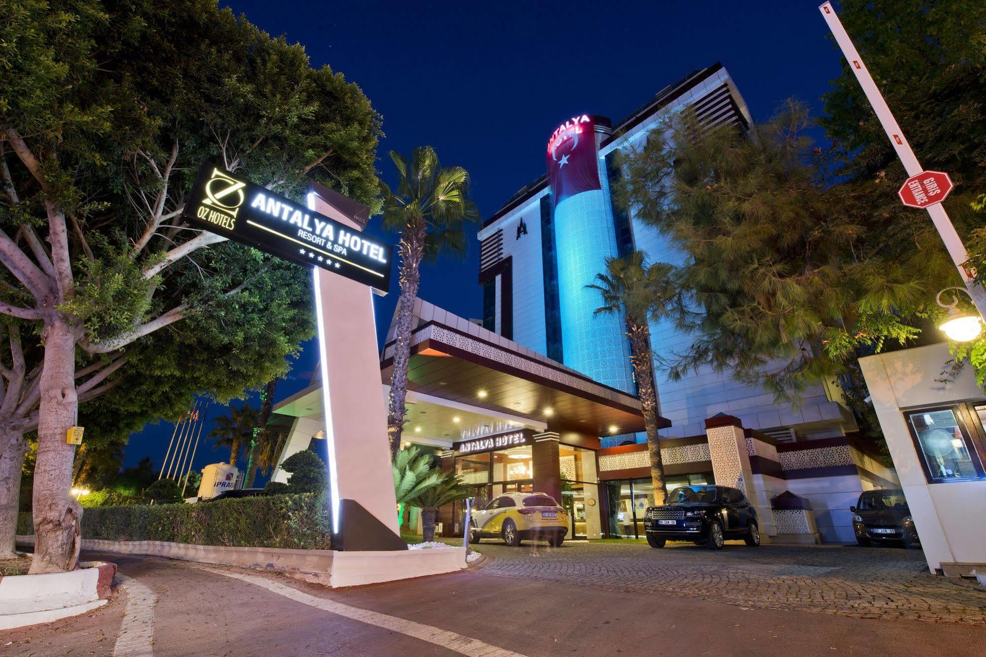 Oz & Adult Only 16 Hotel Antália