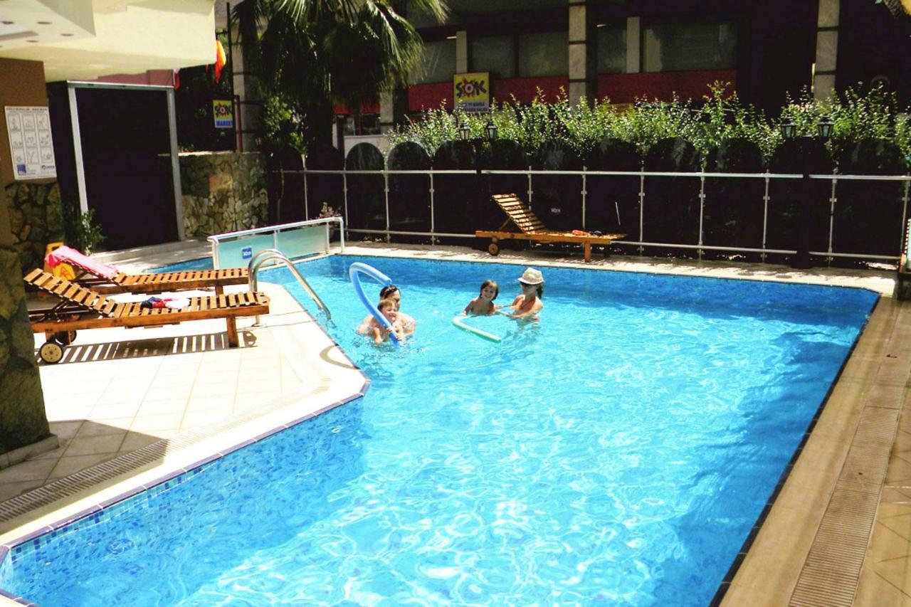 Hotel Kolibry 3*