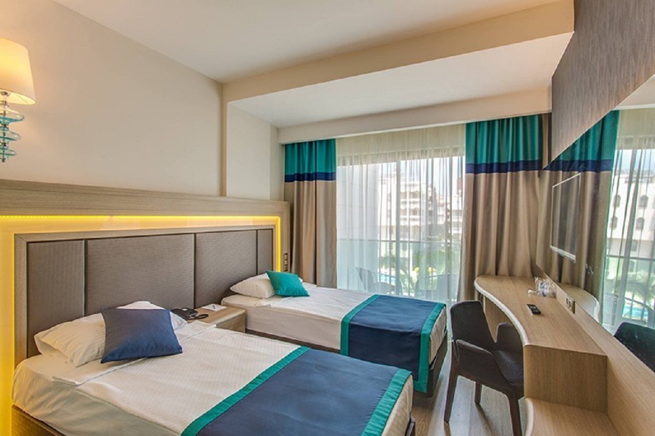 Otel Falcon
