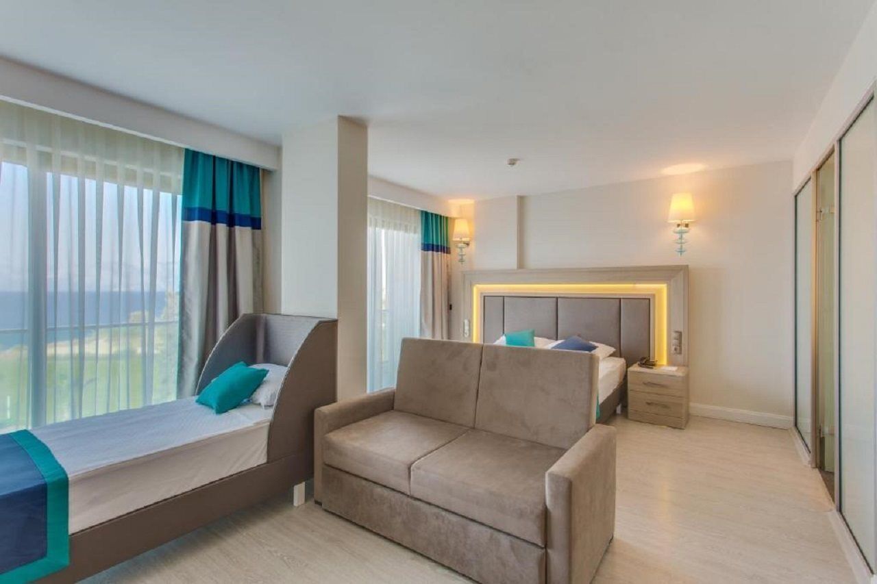 Otel Falcon