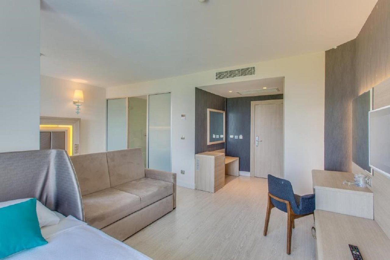 Falcon Otel